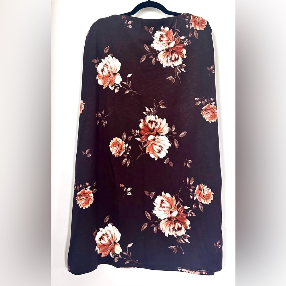 NWT JJill Stretchy Brown Floral Skirt. Medium
